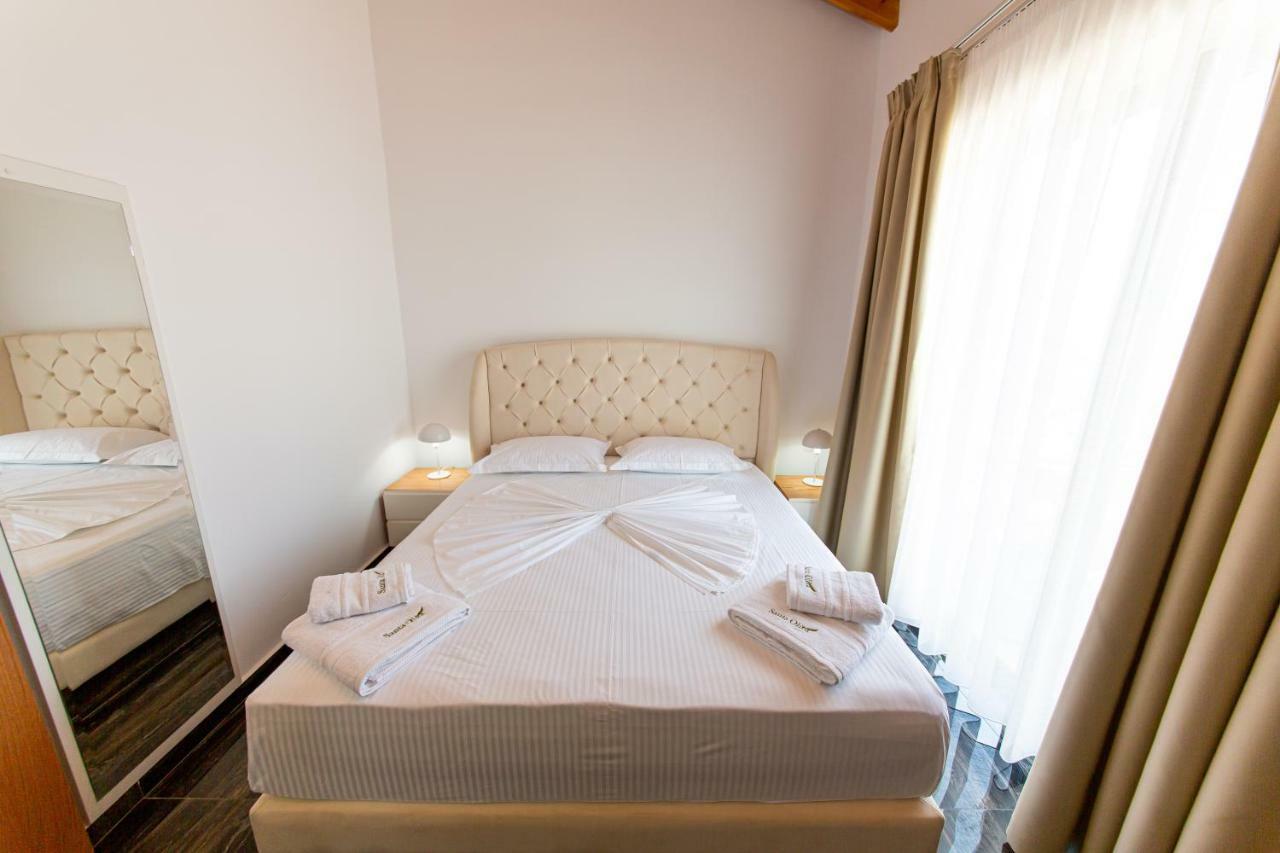 Santa Oliva Suites كساميل المظهر الخارجي الصورة